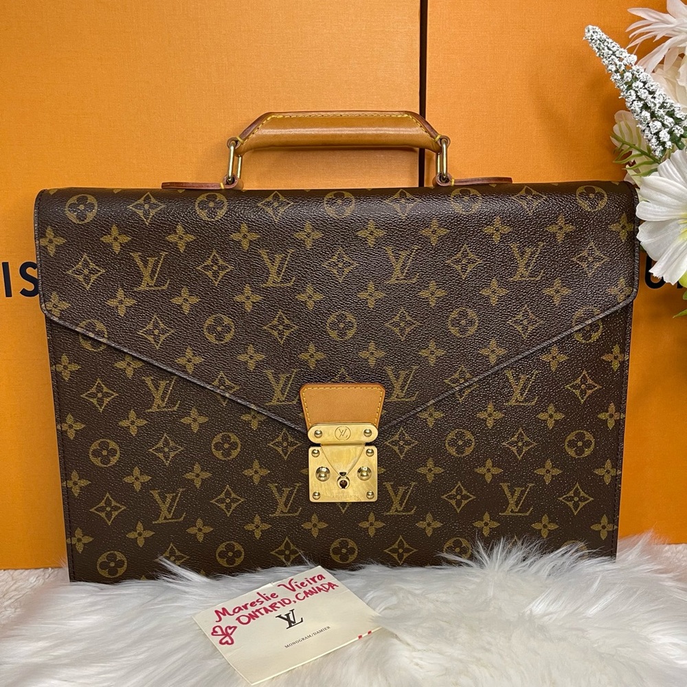 ❌SOLD❌ 
BUSINESS HANDBAG SERVIETTE CONSEILLER MONOGRAM